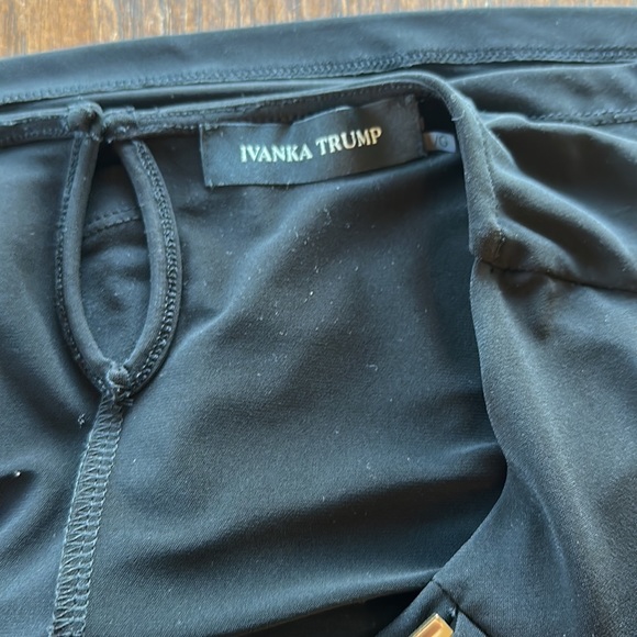 Ivanka Trump blouse - Picture 5 of 5